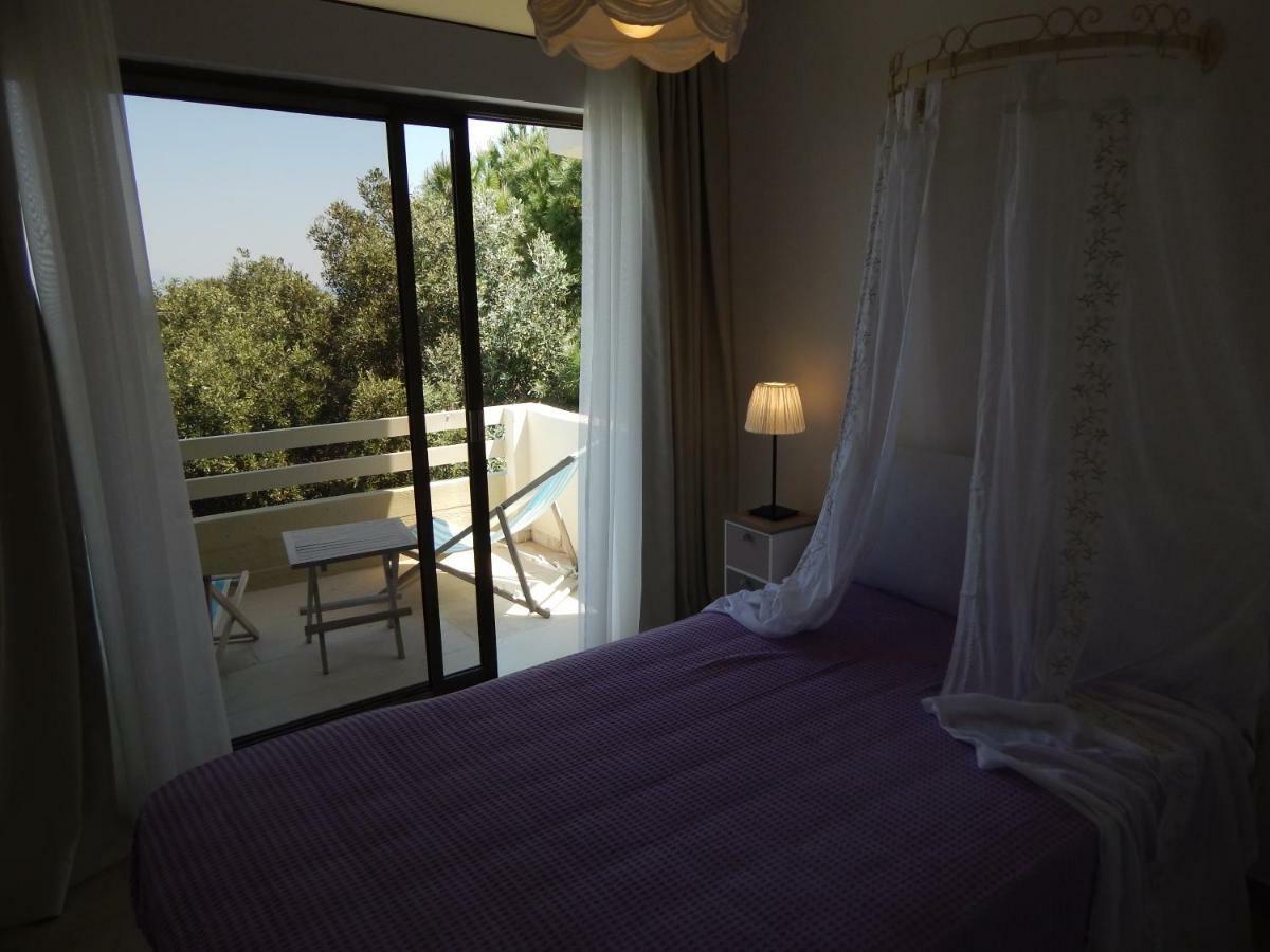 Aliki Apartment